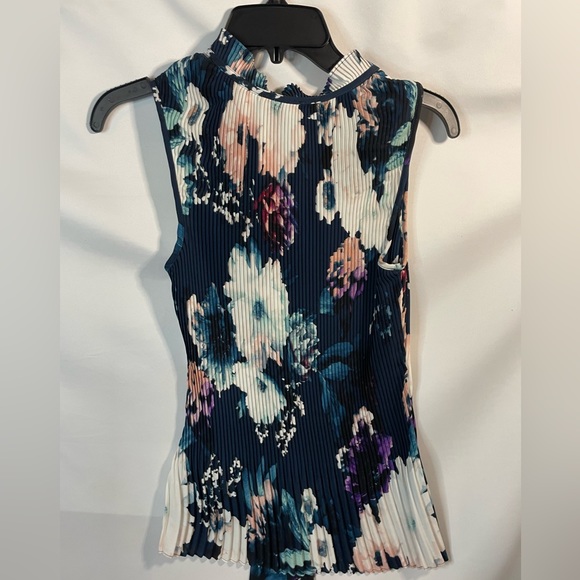 DKNY navy pleated floral sleeveless tie neck top - Picture 3 of 3
